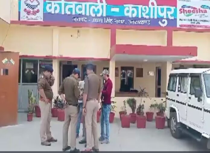 3 पुलिसवालों के खिलाफ केस दर्ज